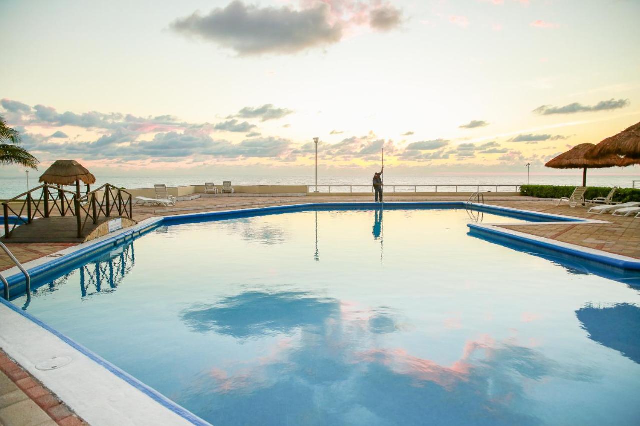 Apartment On The Beach With Terrace Ocean View, Brisas Cancun 01 By Beach & Ocean Apartments מראה חיצוני תמונה